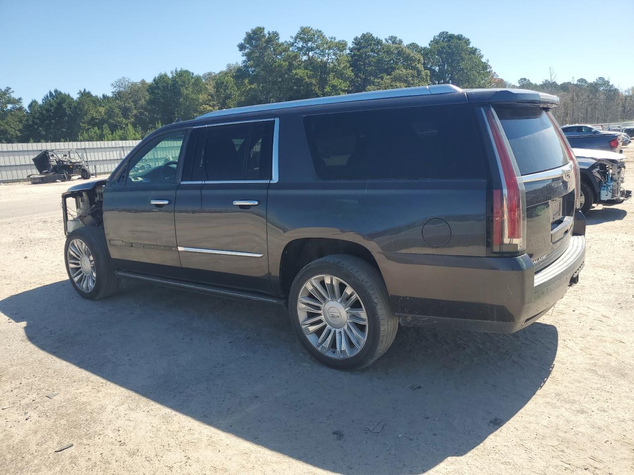 CADILLAC ESCALADE ESV PLATINUM
