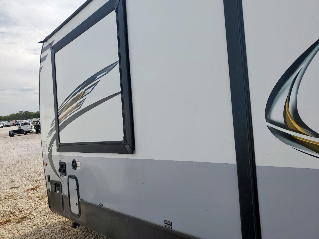 Lot #3311663250 2020 ROCKWOOD ULTRA LITE