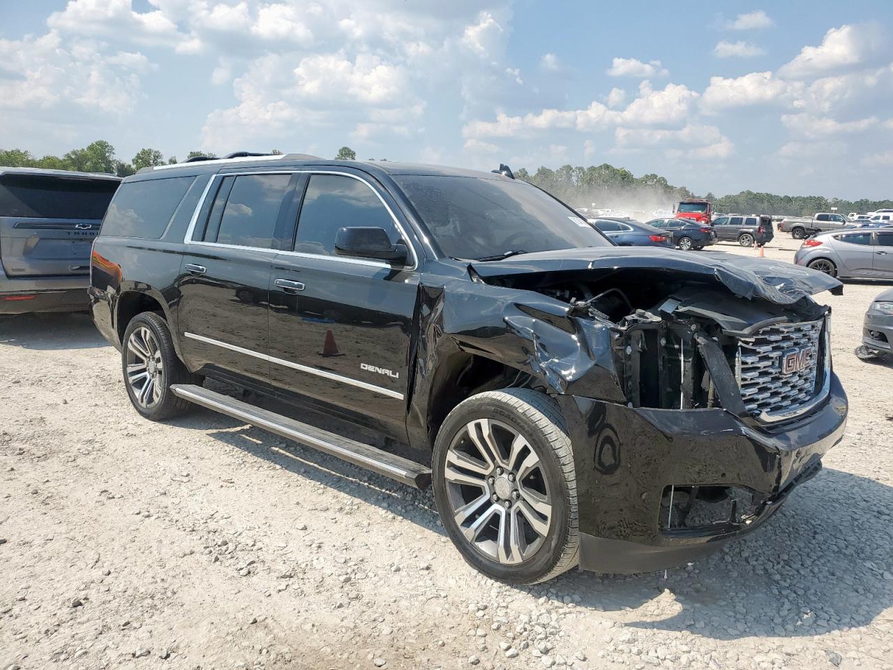GMC YUKON DENALI