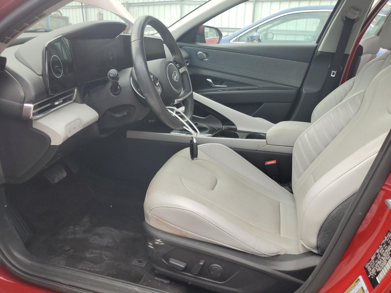 HYUNDAI ELANTRA LIMITED