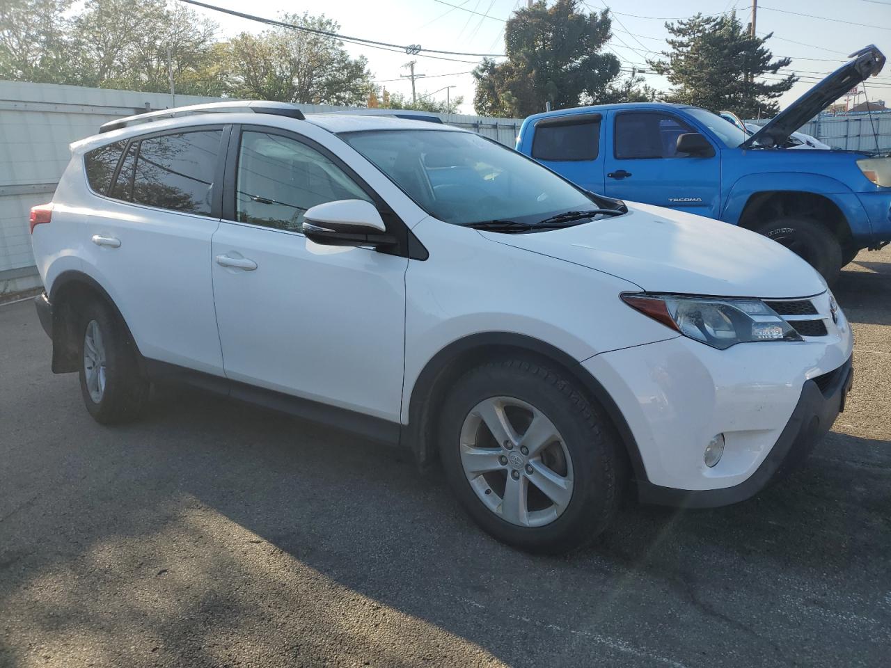 TOYOTA RAV4 XLE