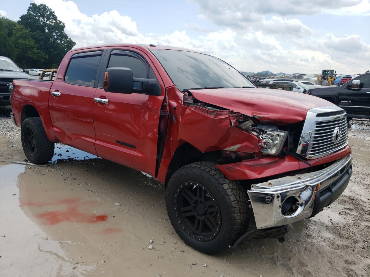 TOYOTA TUNDRA CREWMAX LIMITED