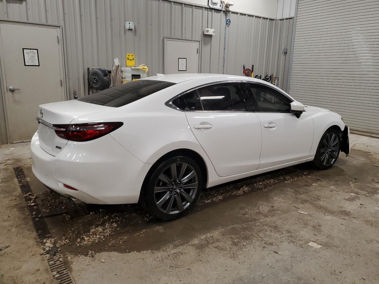 MAZDA 6 GRAND TOURING