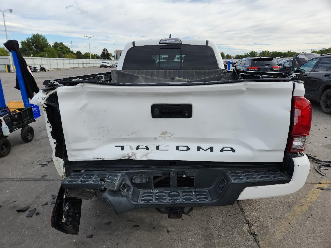 TOYOTA TACOMA DOUBLE CAB