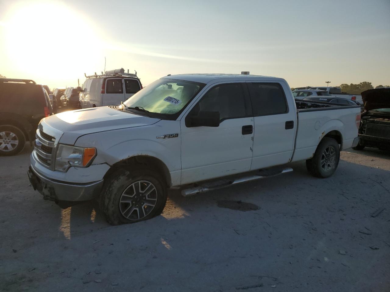 FORD F-150 SUPERCREW