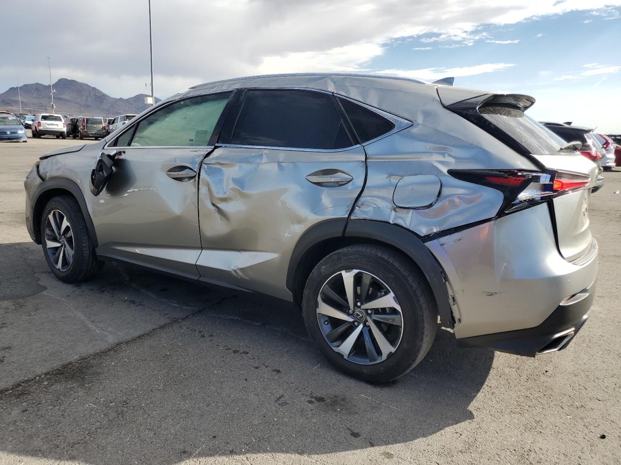 LEXUS NX 300 BASE