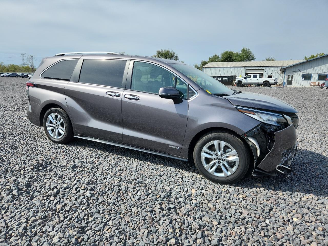 TOYOTA SIENNA LIMITED