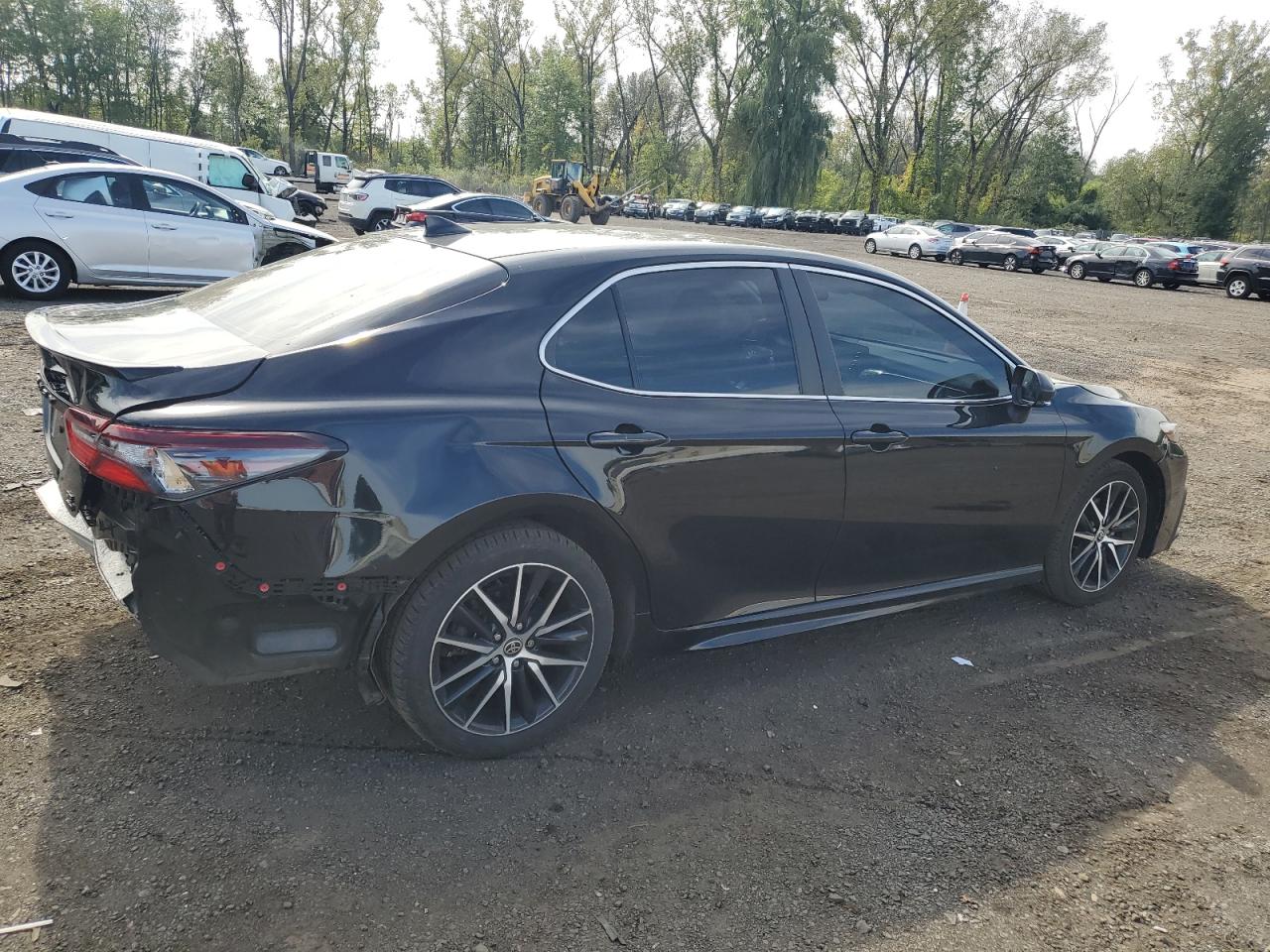 TOYOTA CAMRY SE NIGHT SHADE