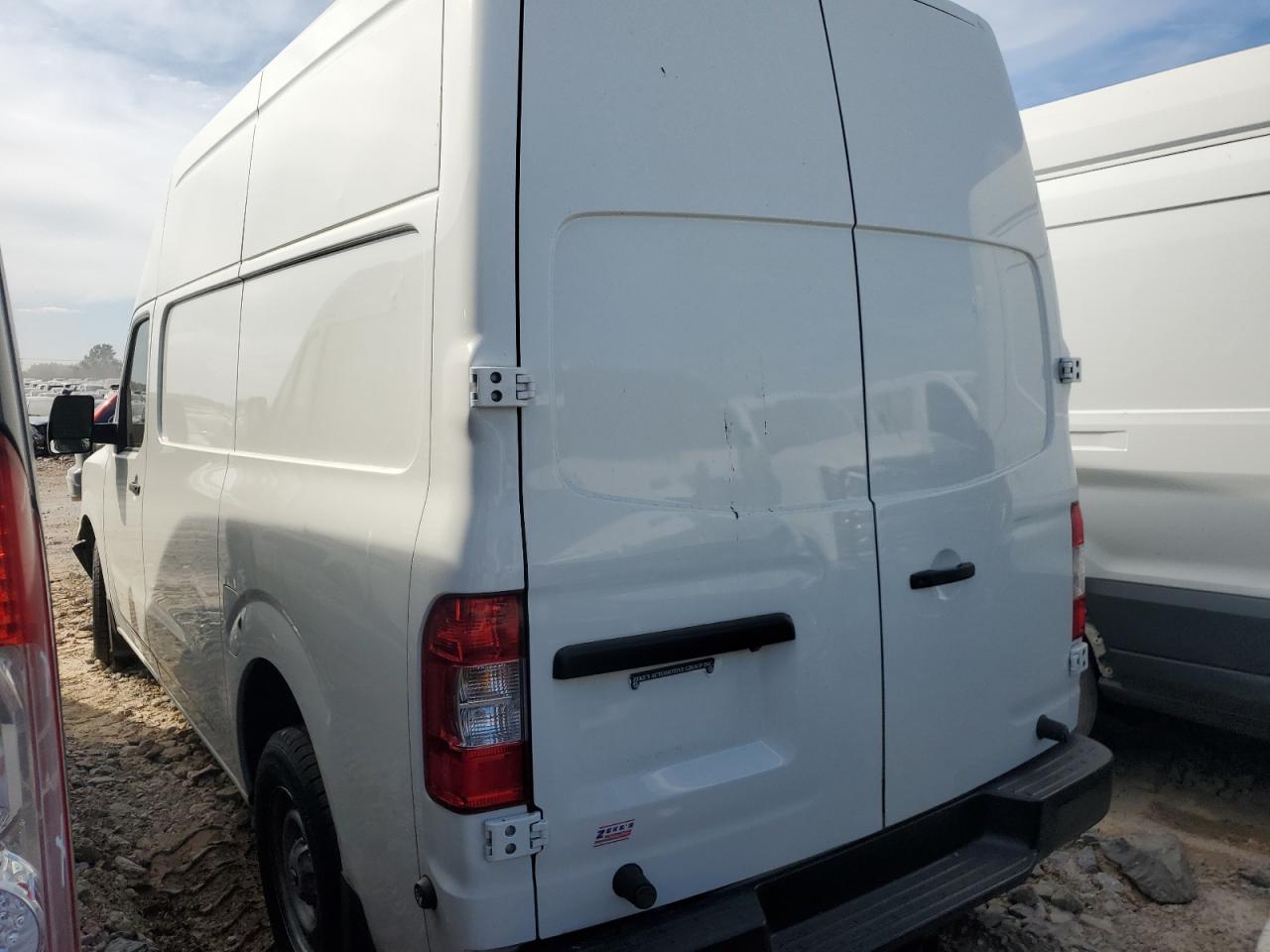 NISSAN NV2500 2500 S