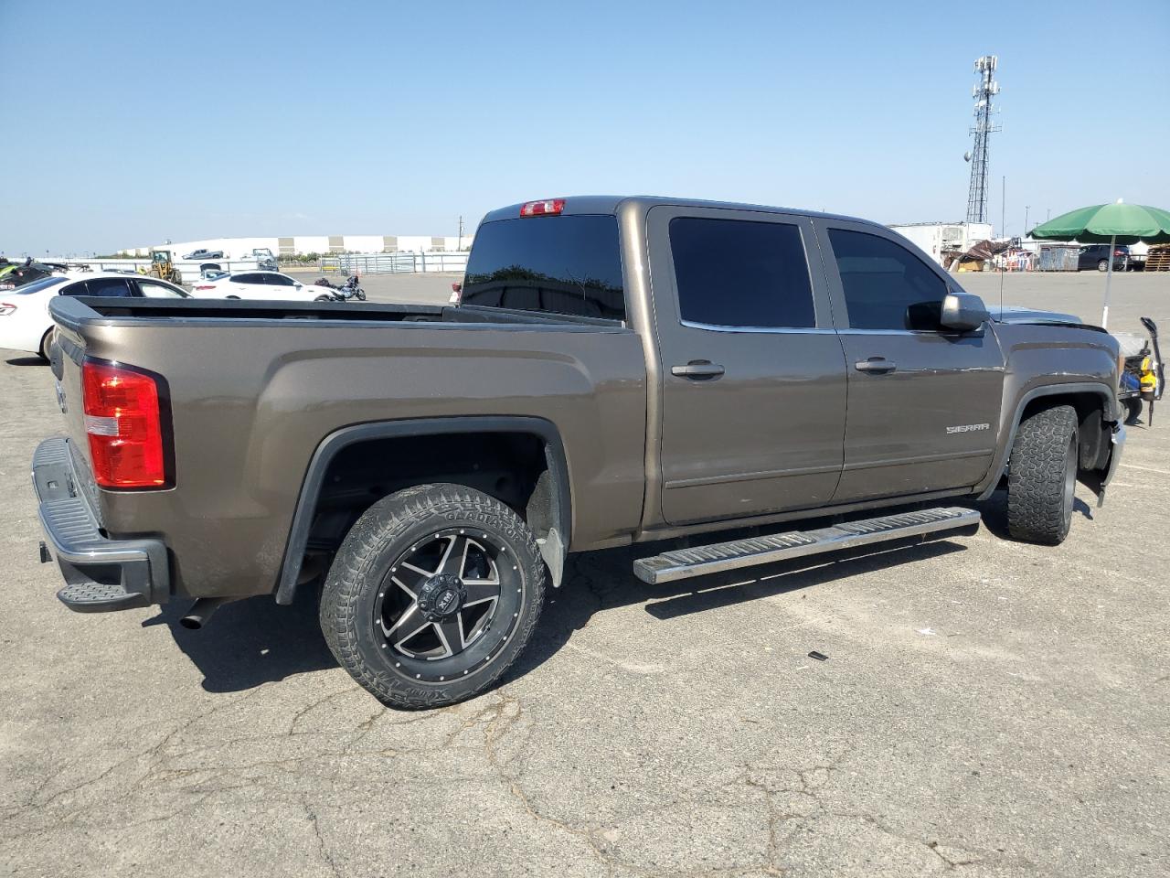 GMC SIERRA 1500 C1500 SLE