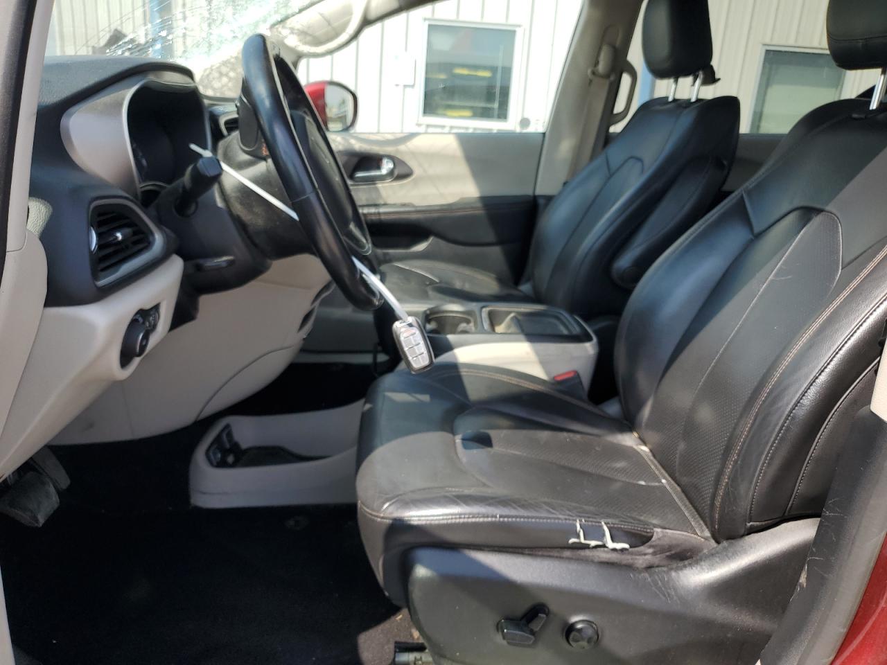 CHRYSLER PACIFICA TOURING L