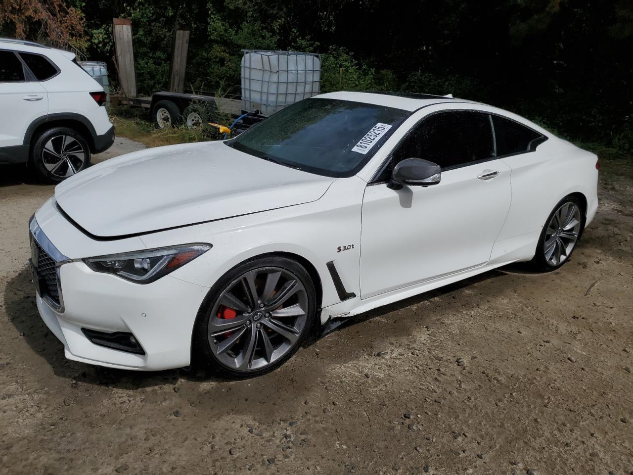 INFINITI Q60 RED SPORT 400