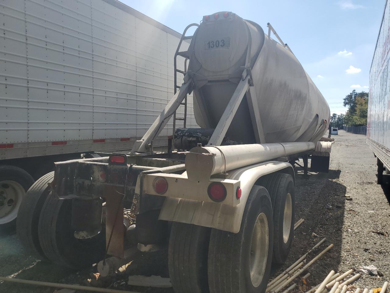 Lot #3255540024 1995 HEIL UNKNOWN