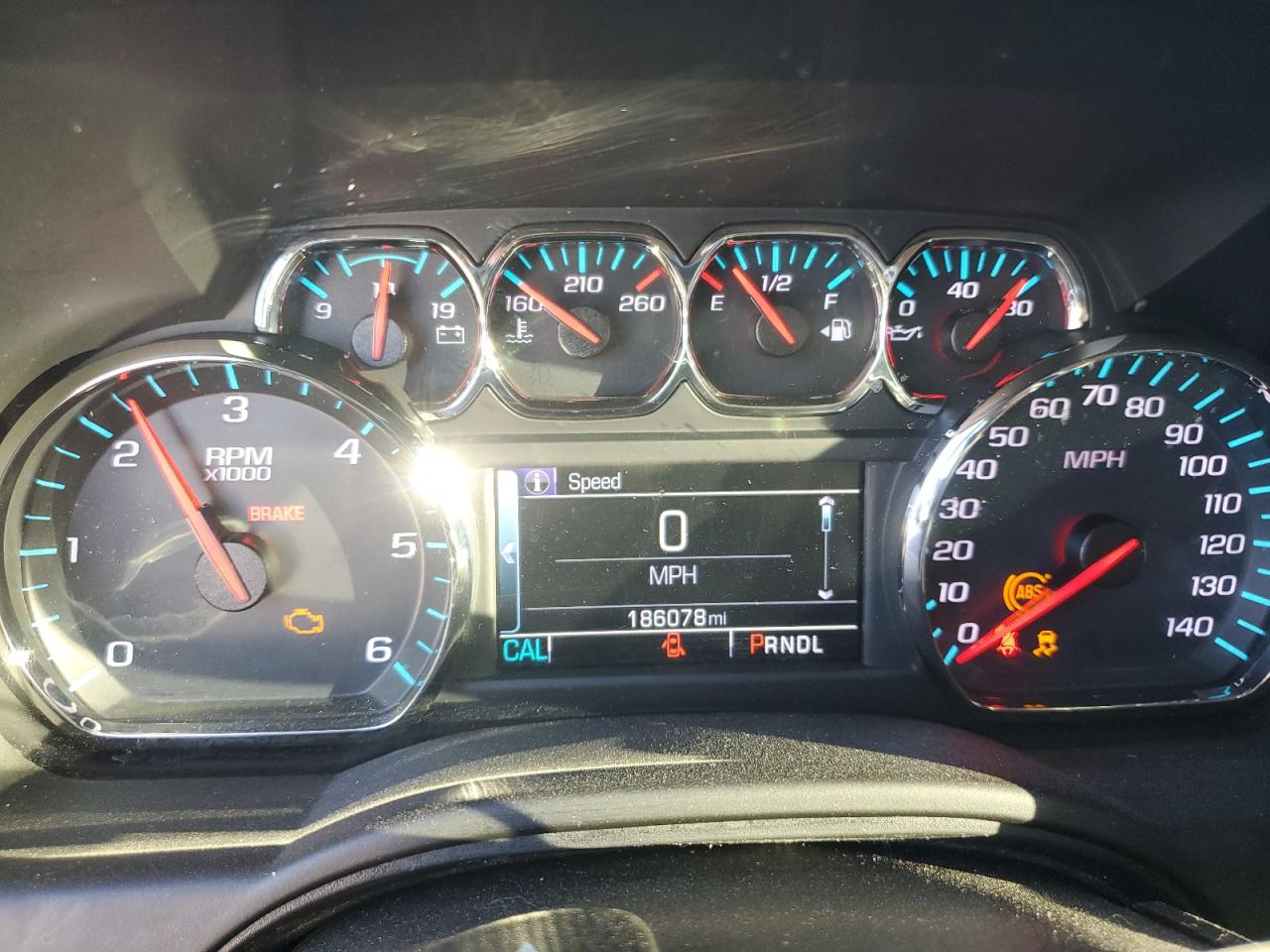 CHEVROLET TAHOE C1500 LS