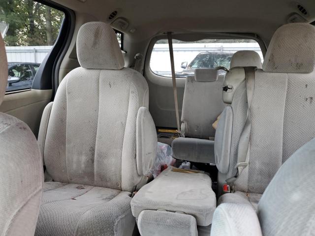 2011 TOYOTA SIENNA LE - 5TDKK3DC4BS082484