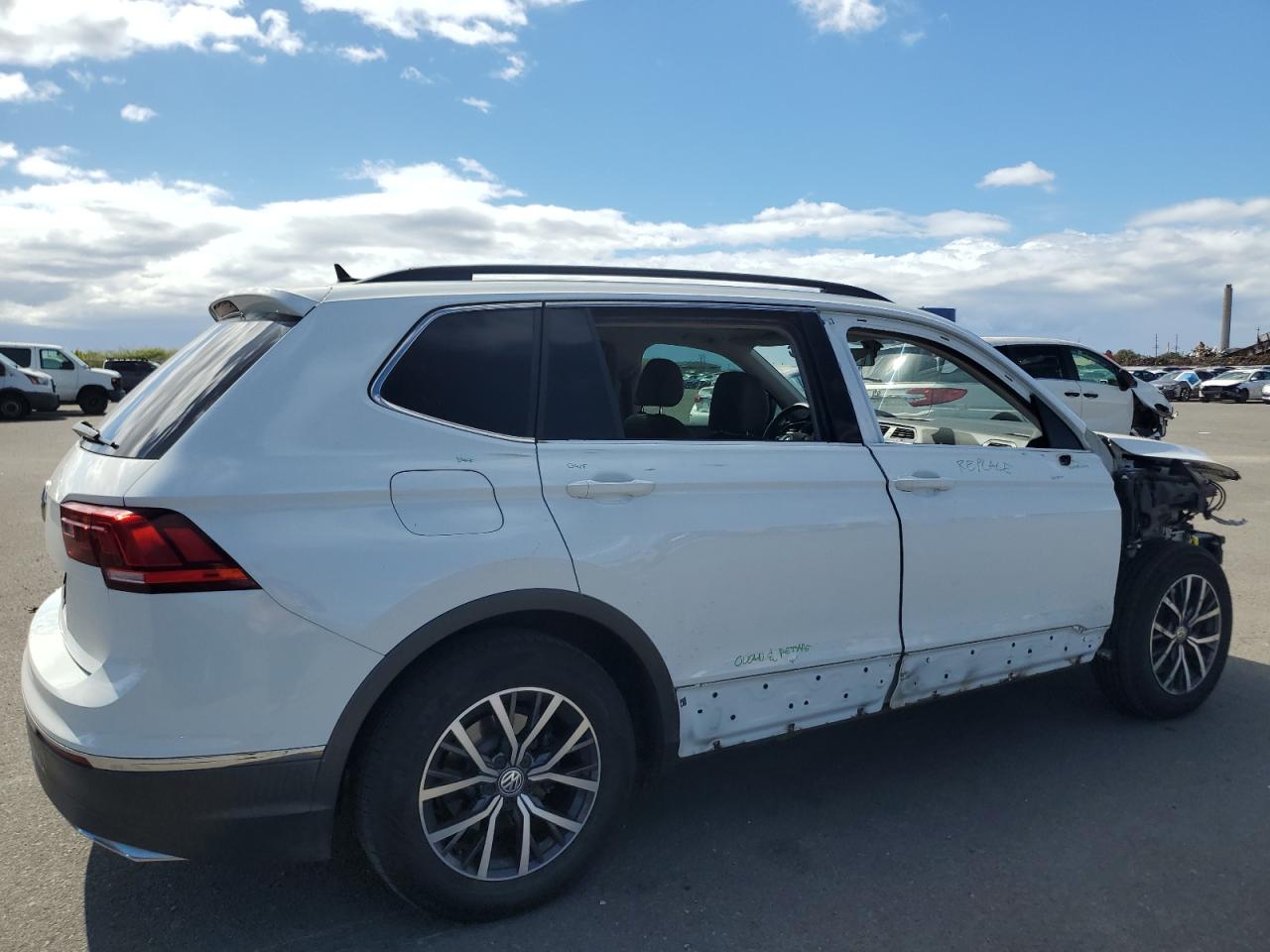 VOLKSWAGEN TIGUAN SE