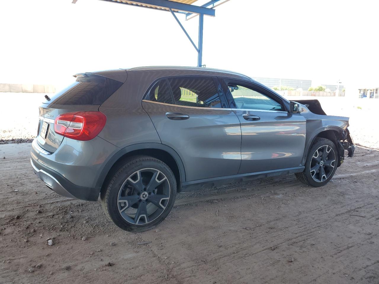 MERCEDES-BENZ GLA-CLASS 250 4MATIC