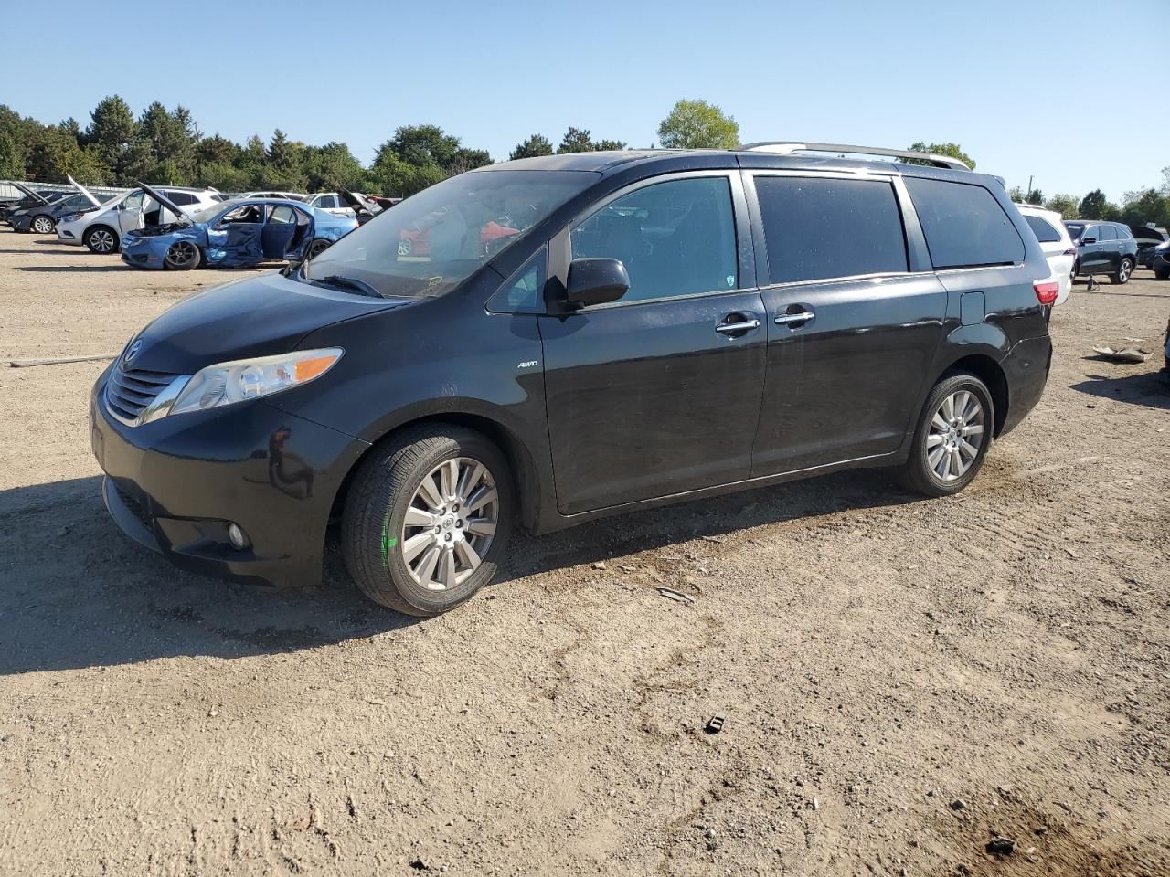 TOYOTA SIENNA XLE