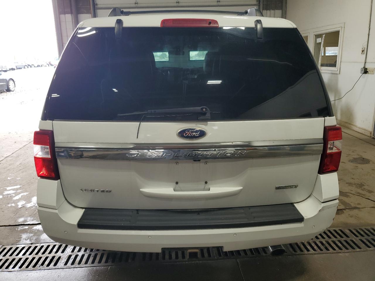 FORD EXPEDITION LIMITED