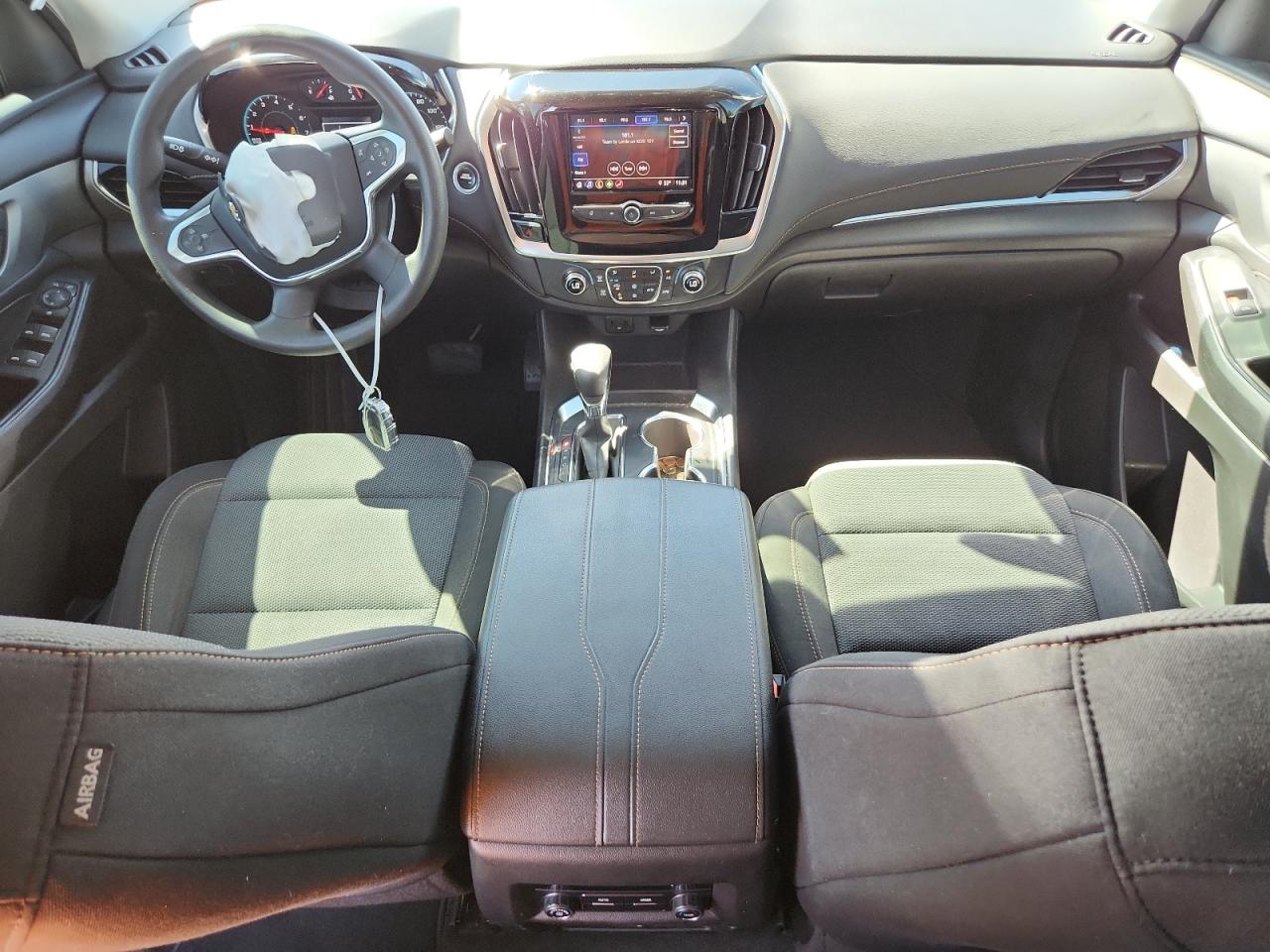 CHEVROLET TRAVERSE LS