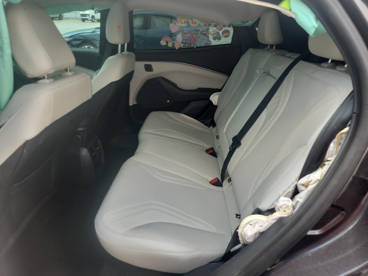 FORD MUSTANG PREMIUM