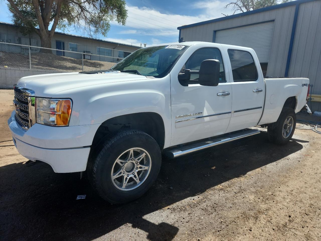 GMC SIERRA K2500 DENALI