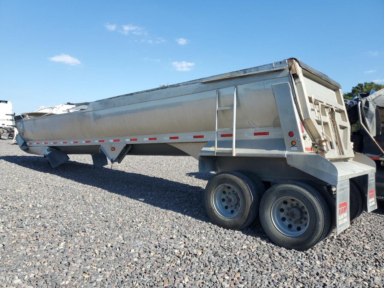 Lot #3280514137 2017 TRAVIS TRAILER