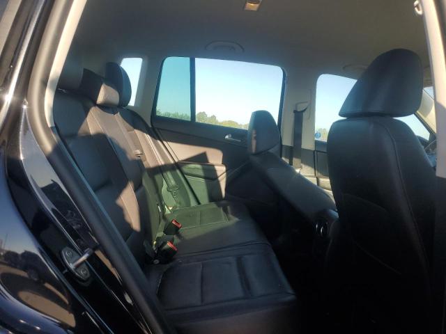 2016 VOLKSWAGEN TIGUAN S WVGAV7AX7GW598925