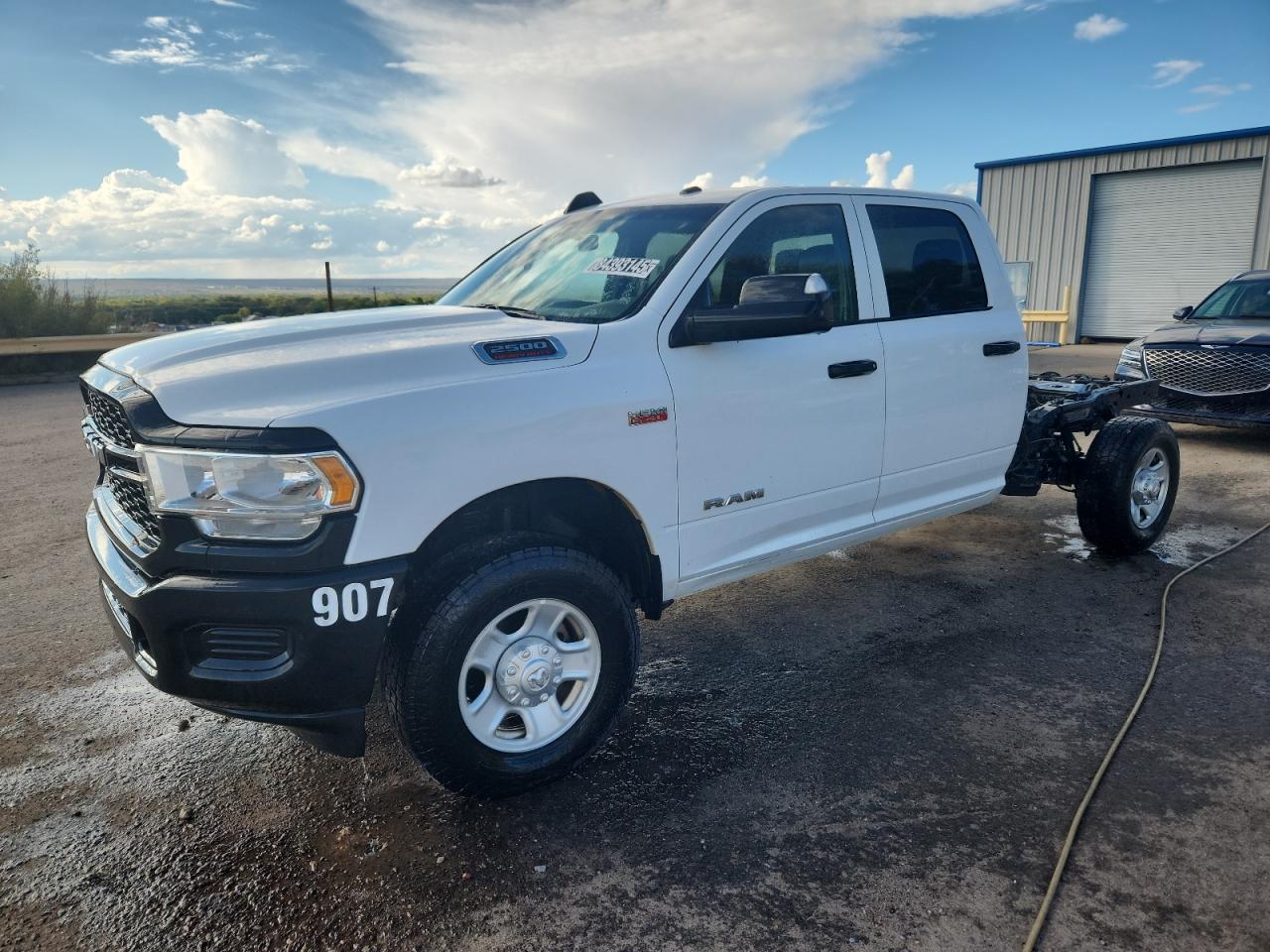 RAM 2500 TRADESMAN