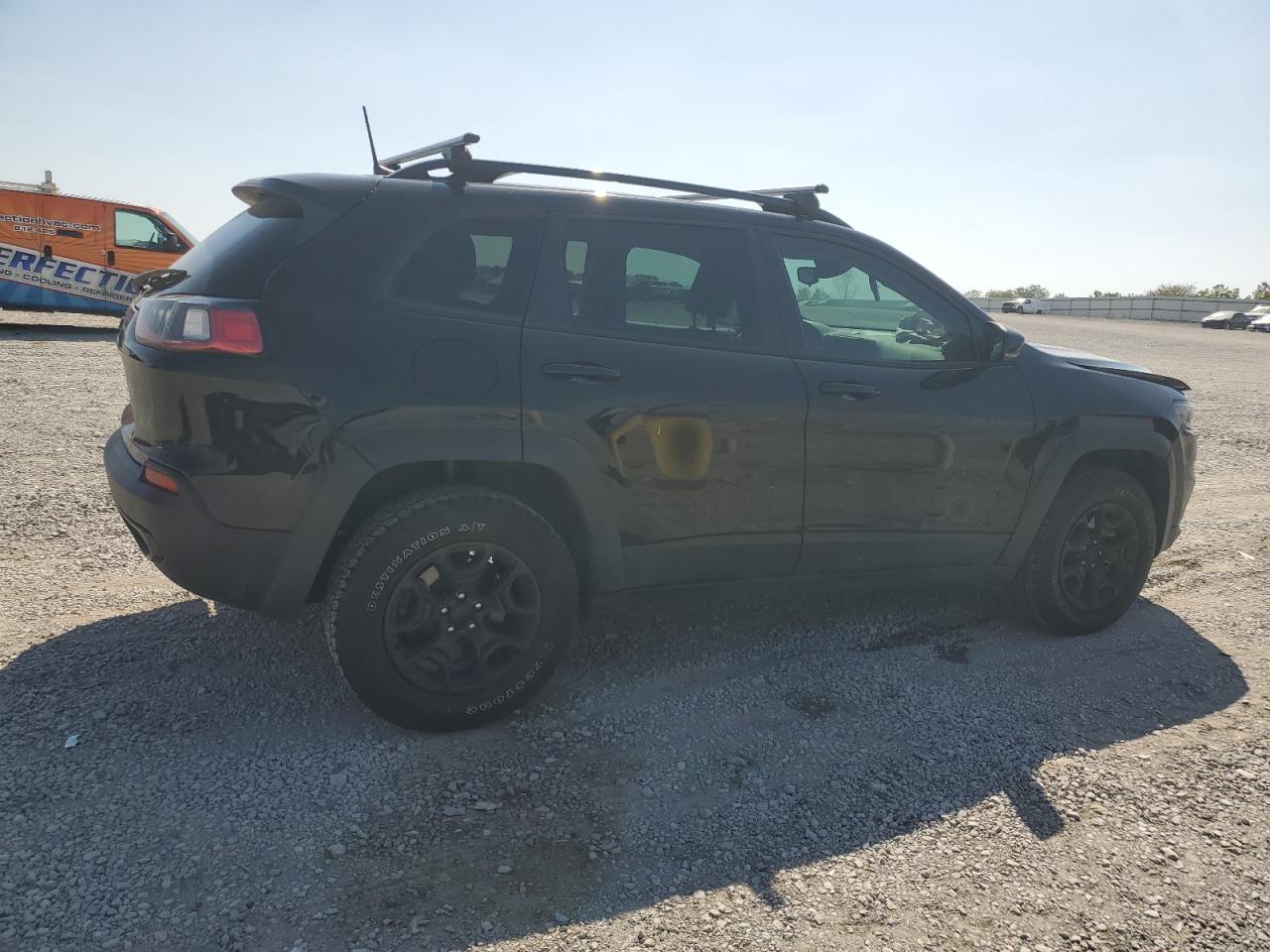 JEEP GRAND CHEROKEE LATITUDE