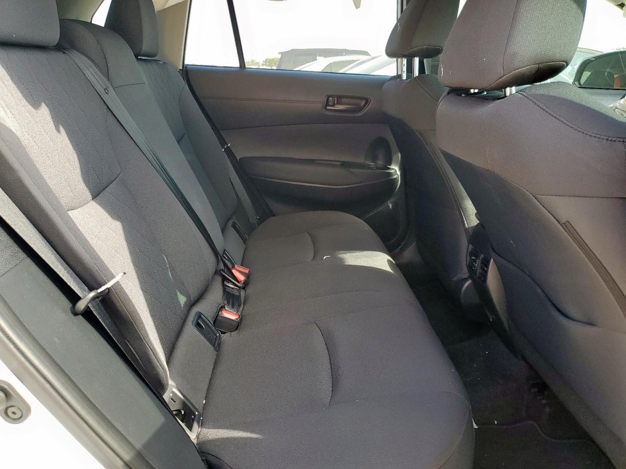 TOYOTA COROLLA CROSS LE