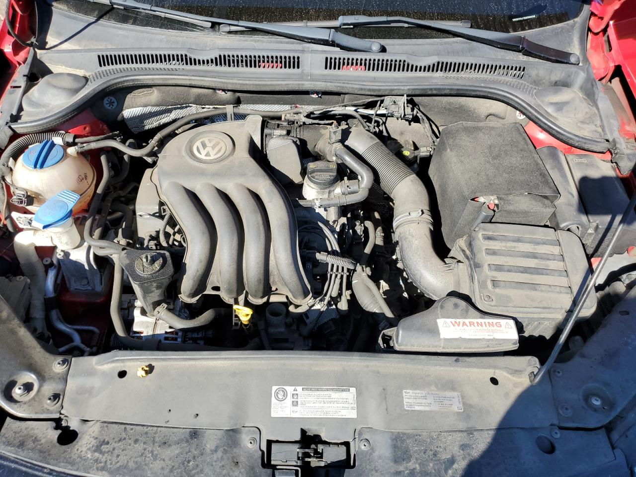 VOLKSWAGEN JETTA BASE