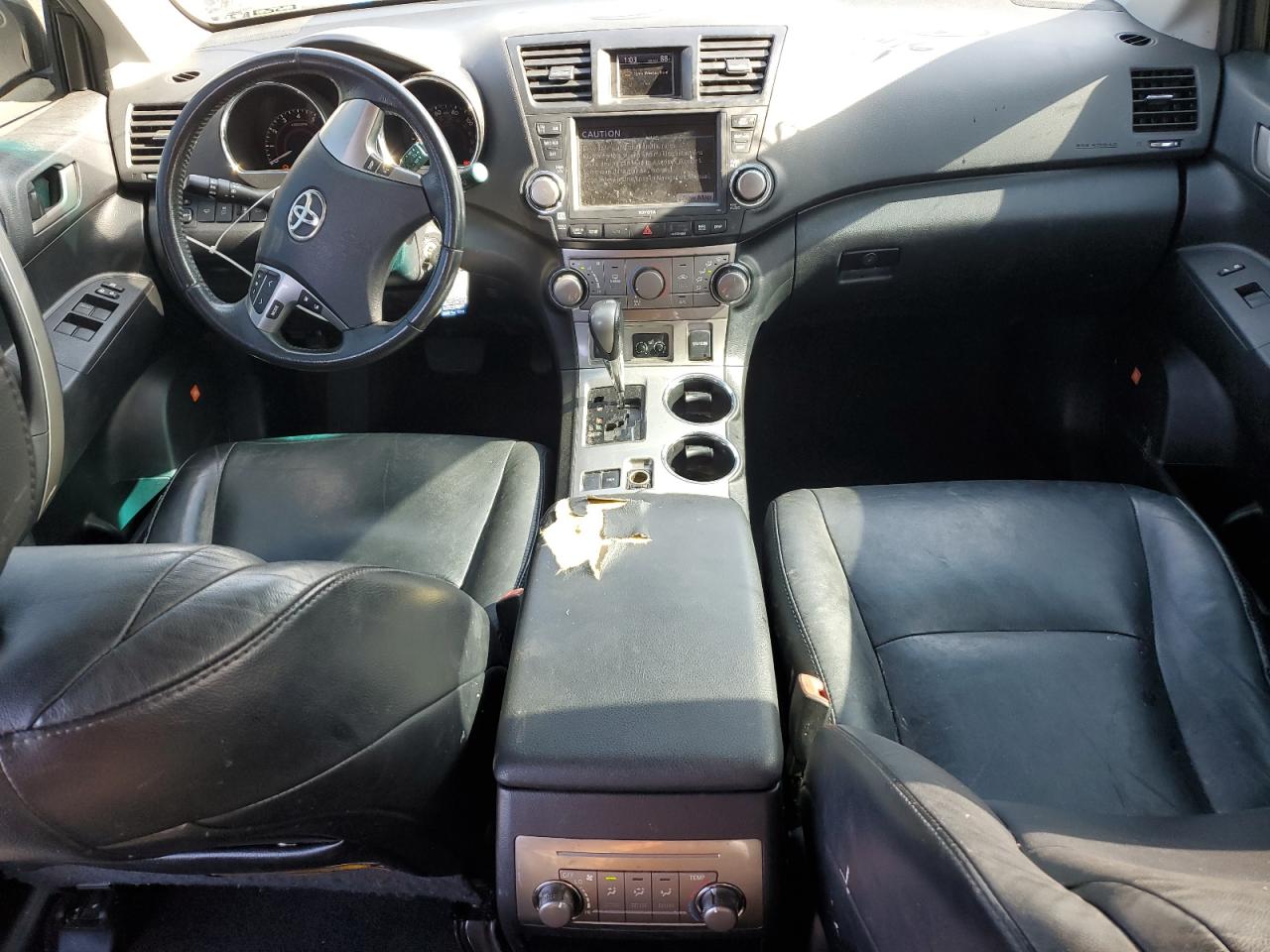 TOYOTA HIGHLANDER BASE