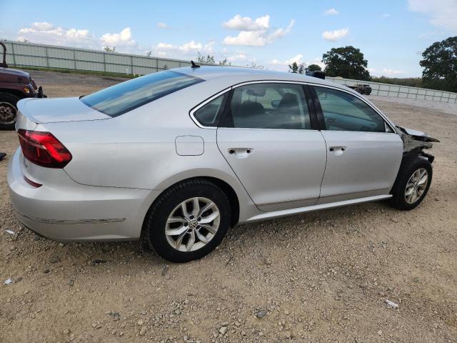 2017 VOLKSWAGEN PASSAT S - 1VWAT7A38HC083360
