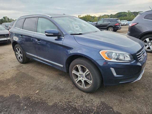 2015 VOLVO XC60 T6 PR YV4902RK2F2743552