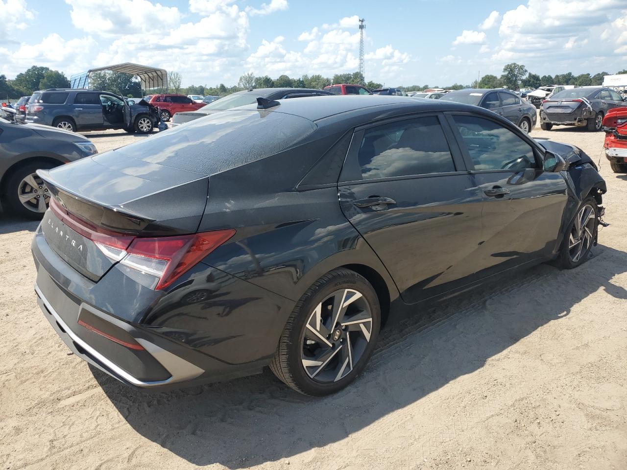 HYUNDAI ELANTRA SEL SPORT