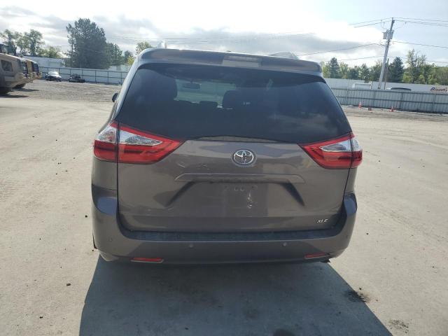 2017 TOYOTA SIENNA XLE 5TDYZ3DC5HS863853