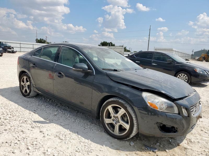 2013 VOLVO S60 T5 - YV1612FS8D2180666