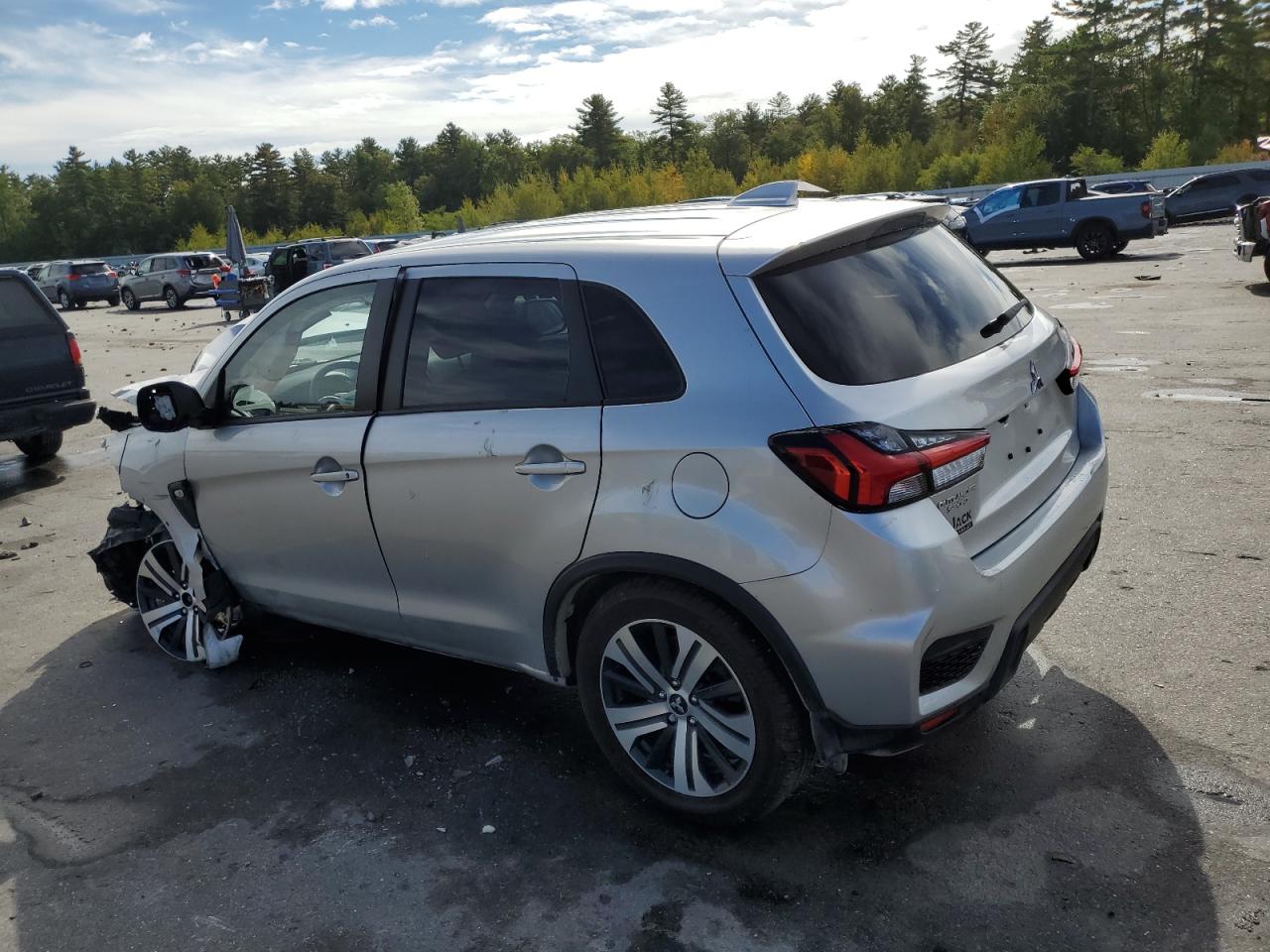 MITSUBISHI OUTLANDER S/SE