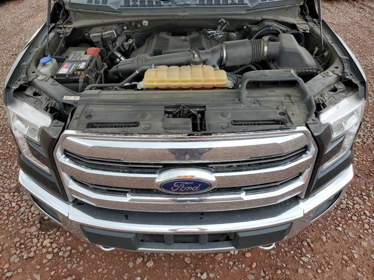 FORD F-150 SUPERCREW