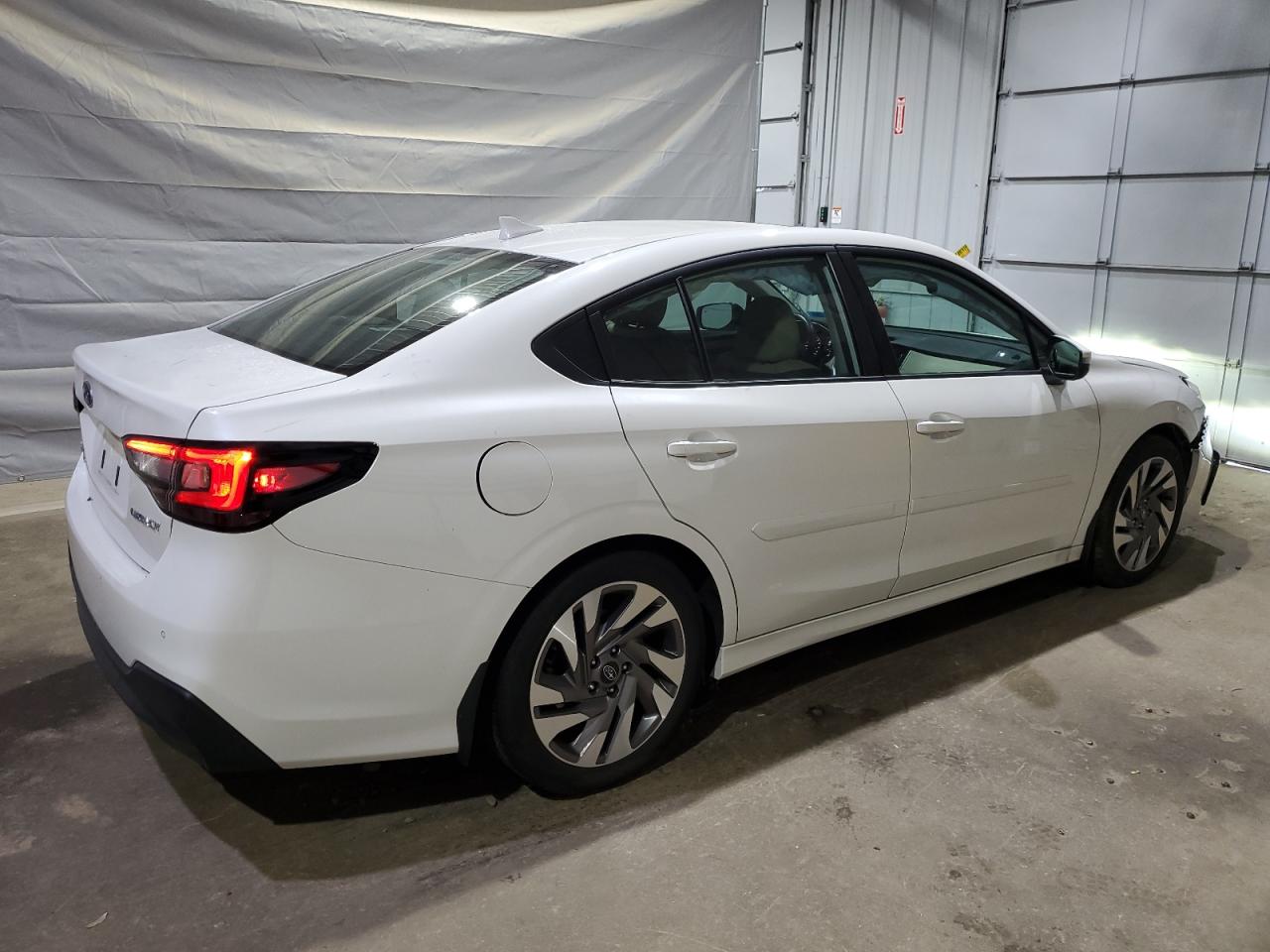 SUBARU LEGACY LIMITED