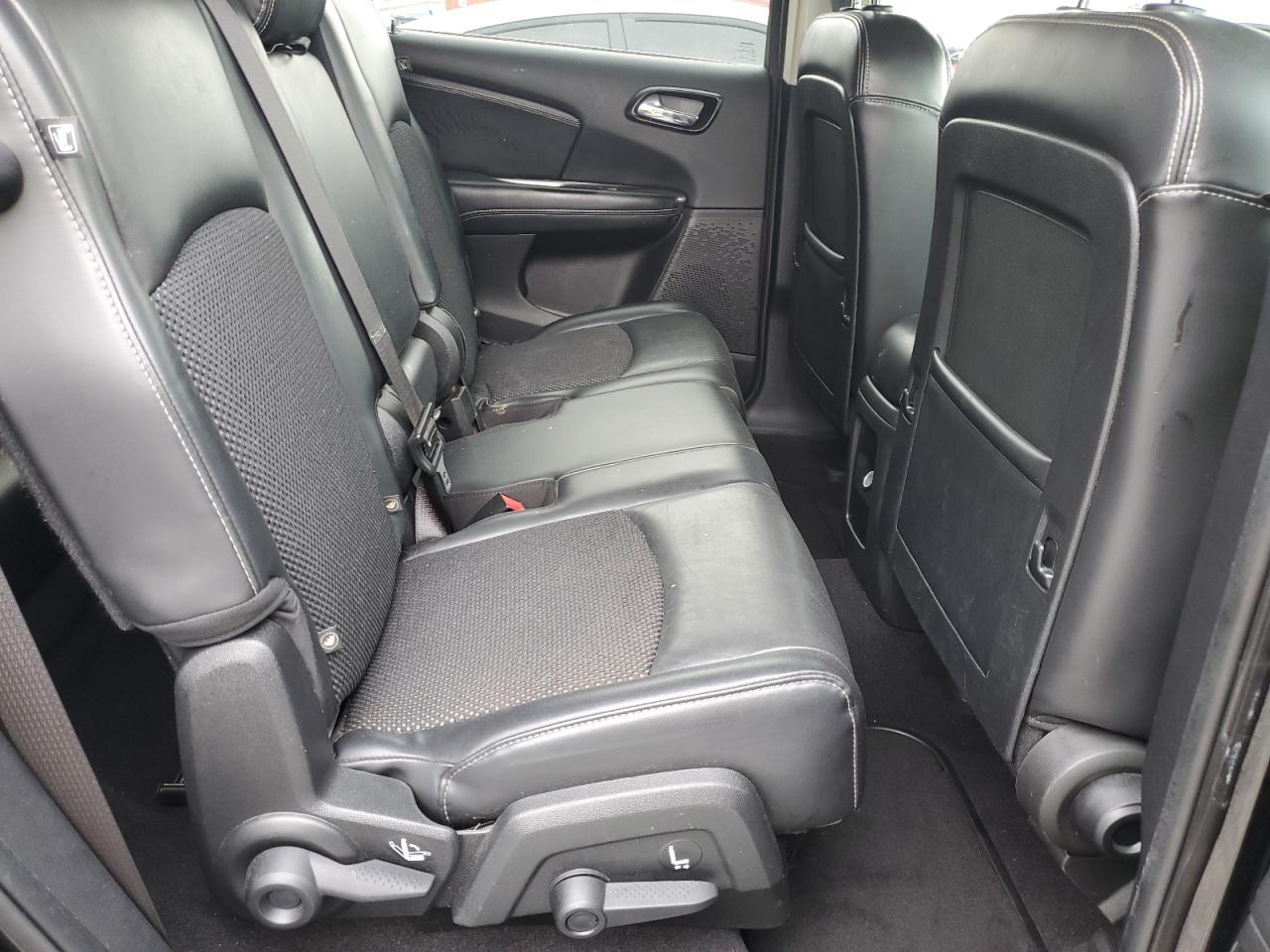 DODGE JOURNEY CROSSROAD