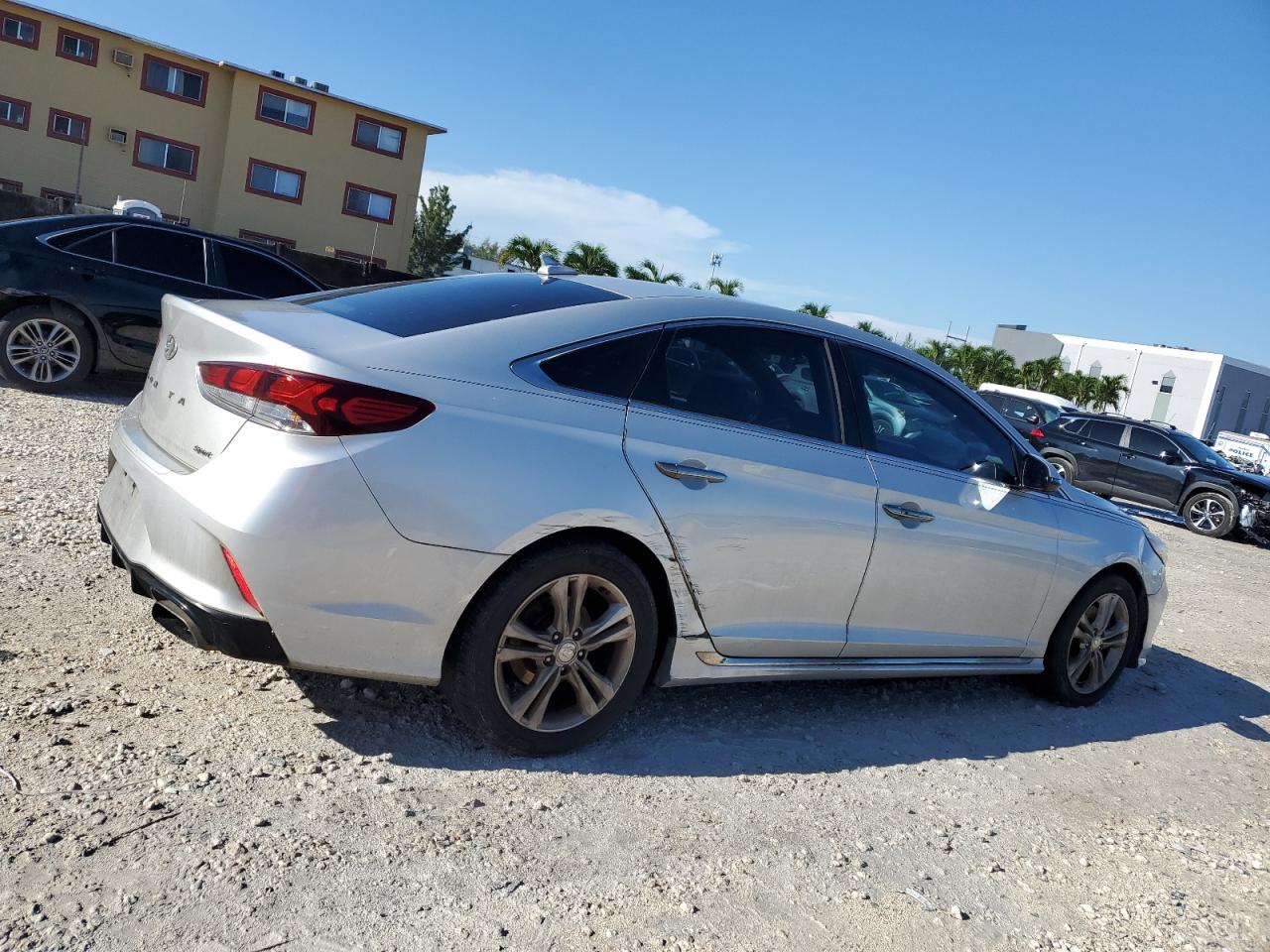 HYUNDAI SONATA SPORT