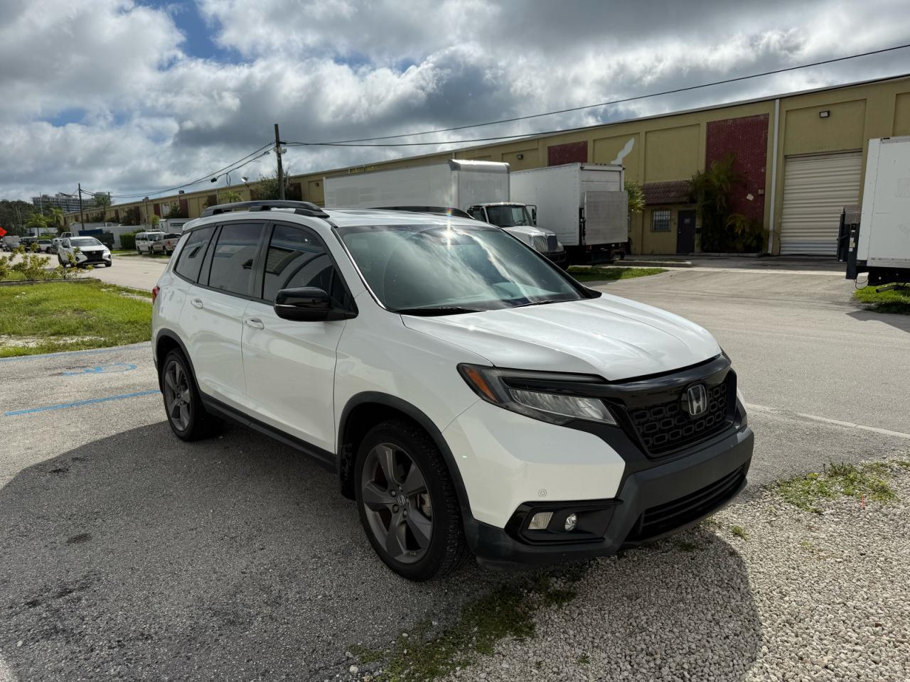 HONDA PASSPORT TOURING