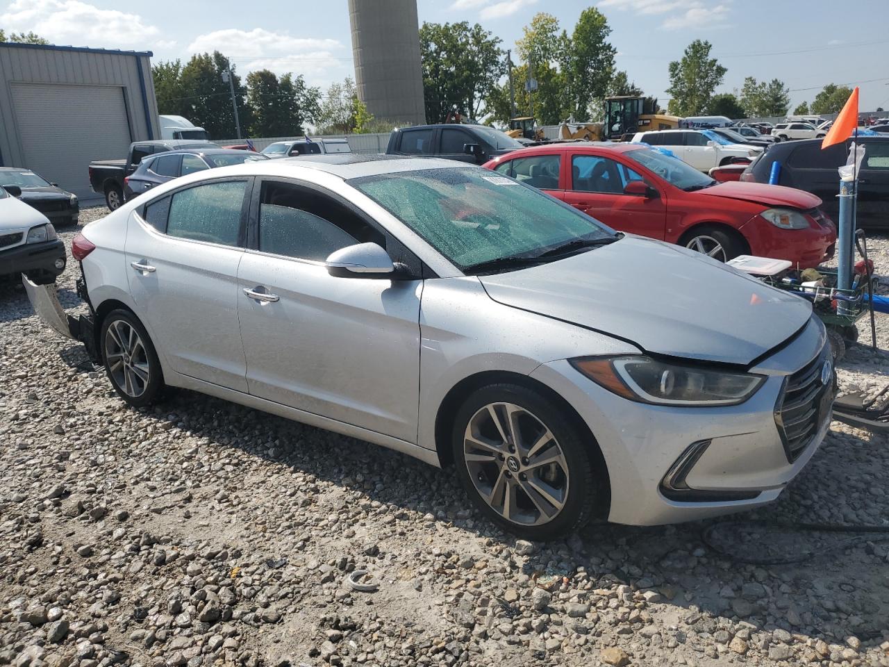 HYUNDAI ELANTRA SE