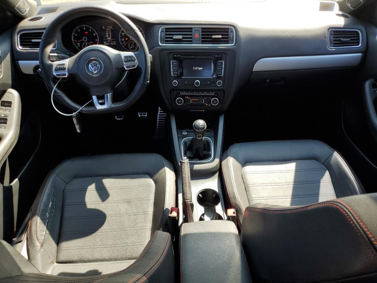 VOLKSWAGEN JETTA GLI