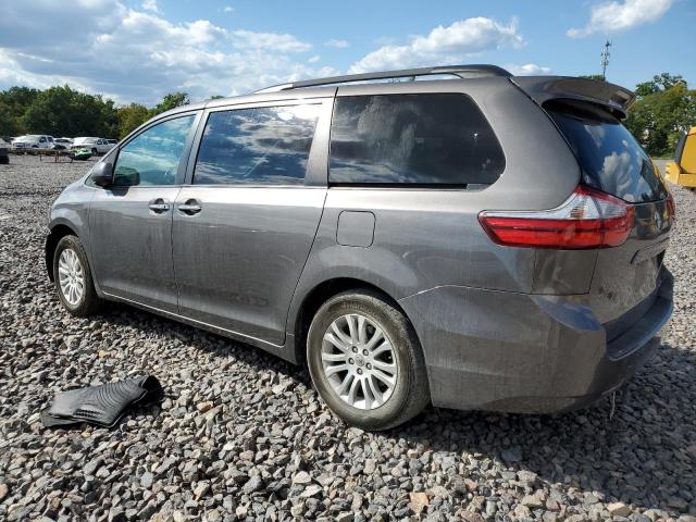 2017 TOYOTA SIENNA XLE 5TDYZ3DC9HS815028