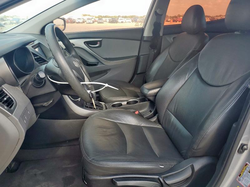 2015 HYUNDAI ELANTRA SE 5NPDH4AE1FH569852