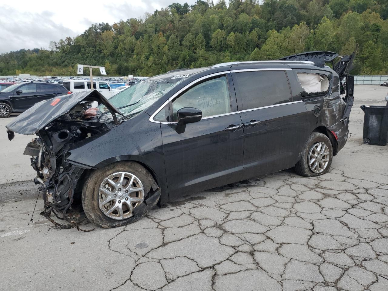 Lot #3277190943 2021 CHRYSLER PACIFICA TOURING L