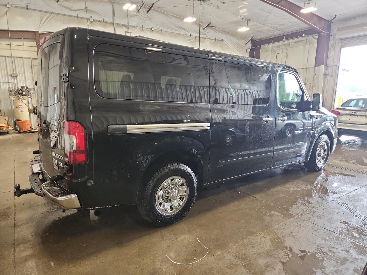 NISSAN NV3500 3500 S